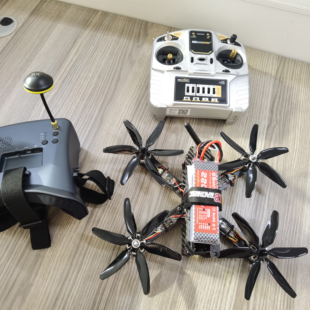 10pcs 504060 5x4x6 6-Blade Sin - Drone Kit Build Yourself recensione e prezzo
